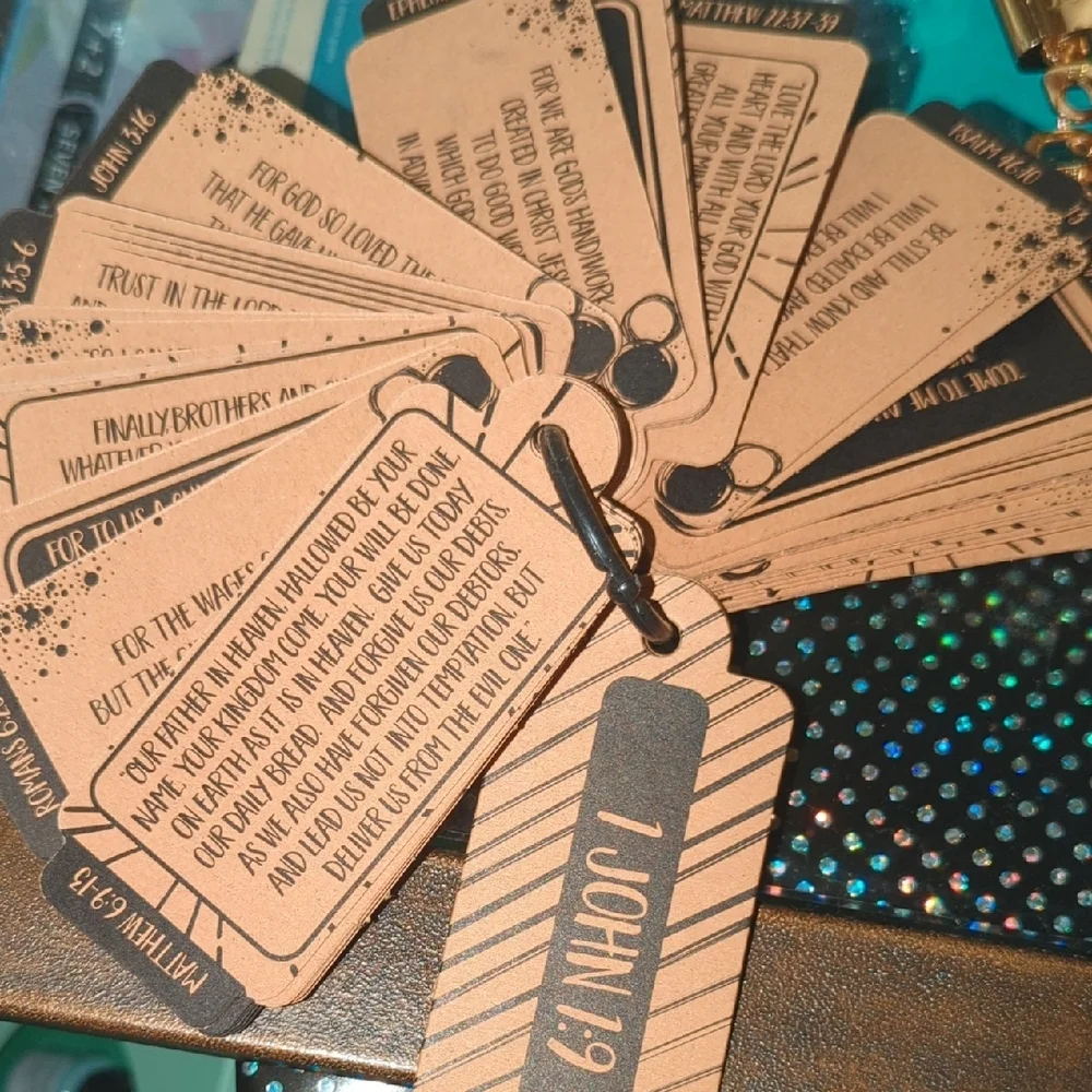Bible Verses 50 Flash Cards Set - Tan & Black - Picture 2 of 2